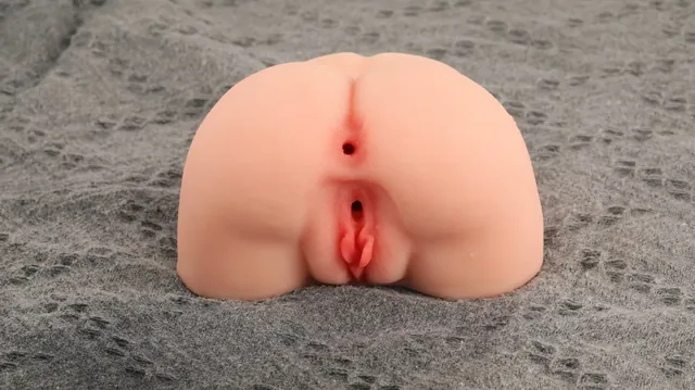 Compact Torso Masturbator 1100g UAE – Soft Body Dual Channel Device — photo 3